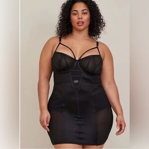 Torrid Curve Black Strappy Underwire Chemise Lingerie Size 1 Excellent